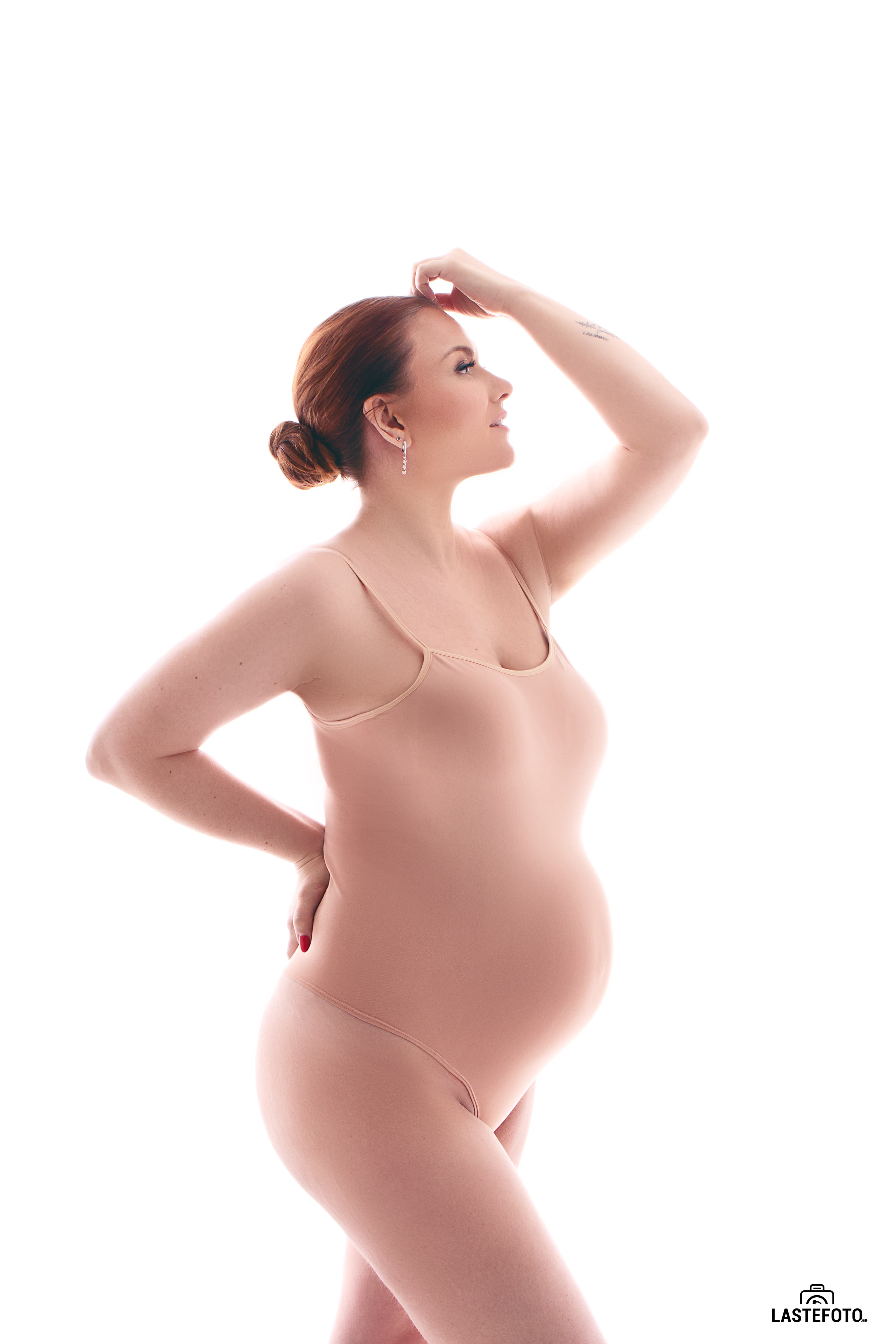 Pregnancy photo session in Tallinn