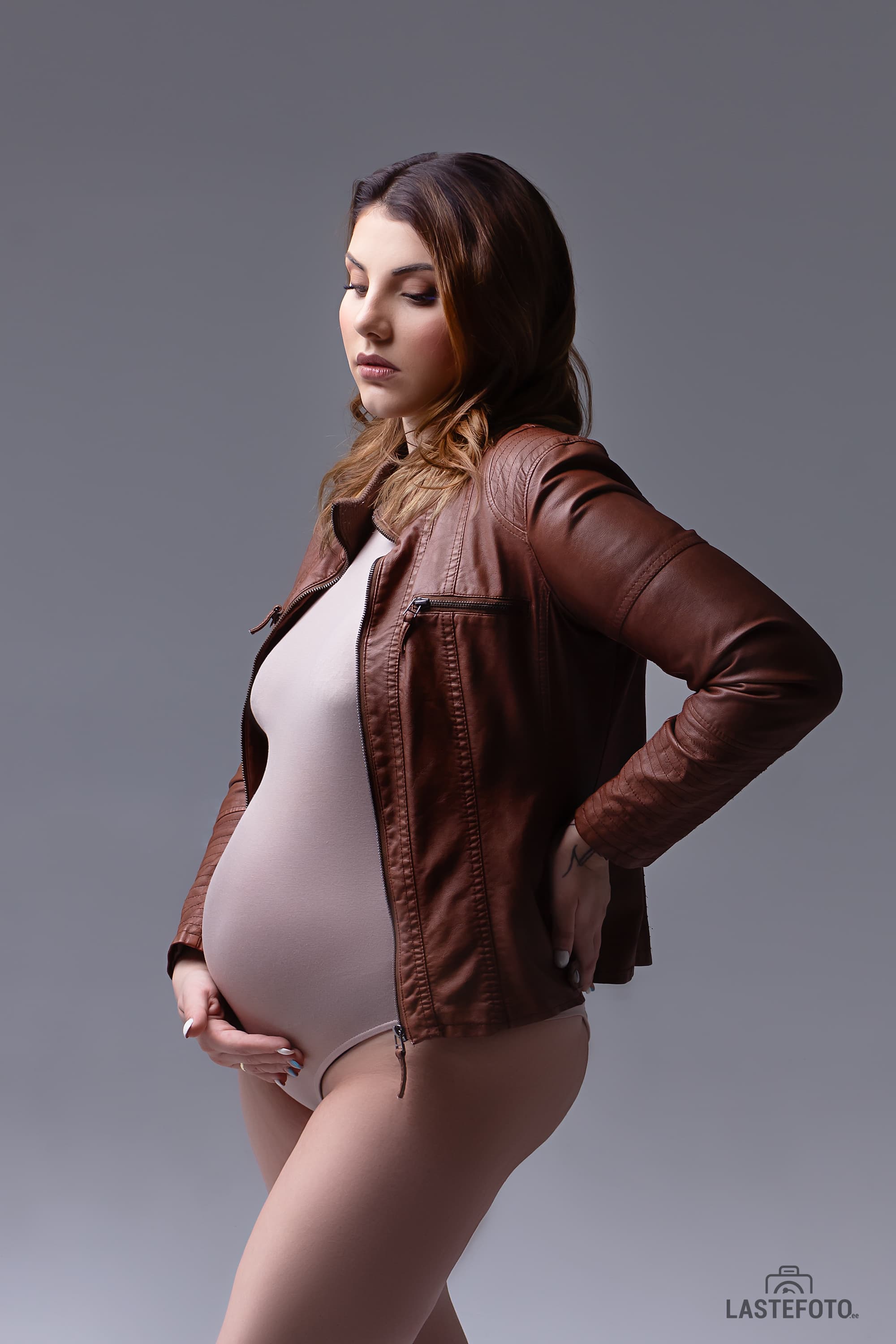 Maternity photo shoot in Tallinn